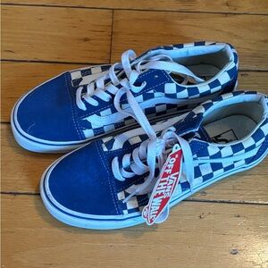 NWT Unisex blue and white checkered Vans with ties.